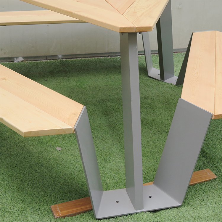 Sebaka sa Sechaba sa Triangle Park Tafole ea Kantle ea pikiniki e nang le Frame ea tšepe
