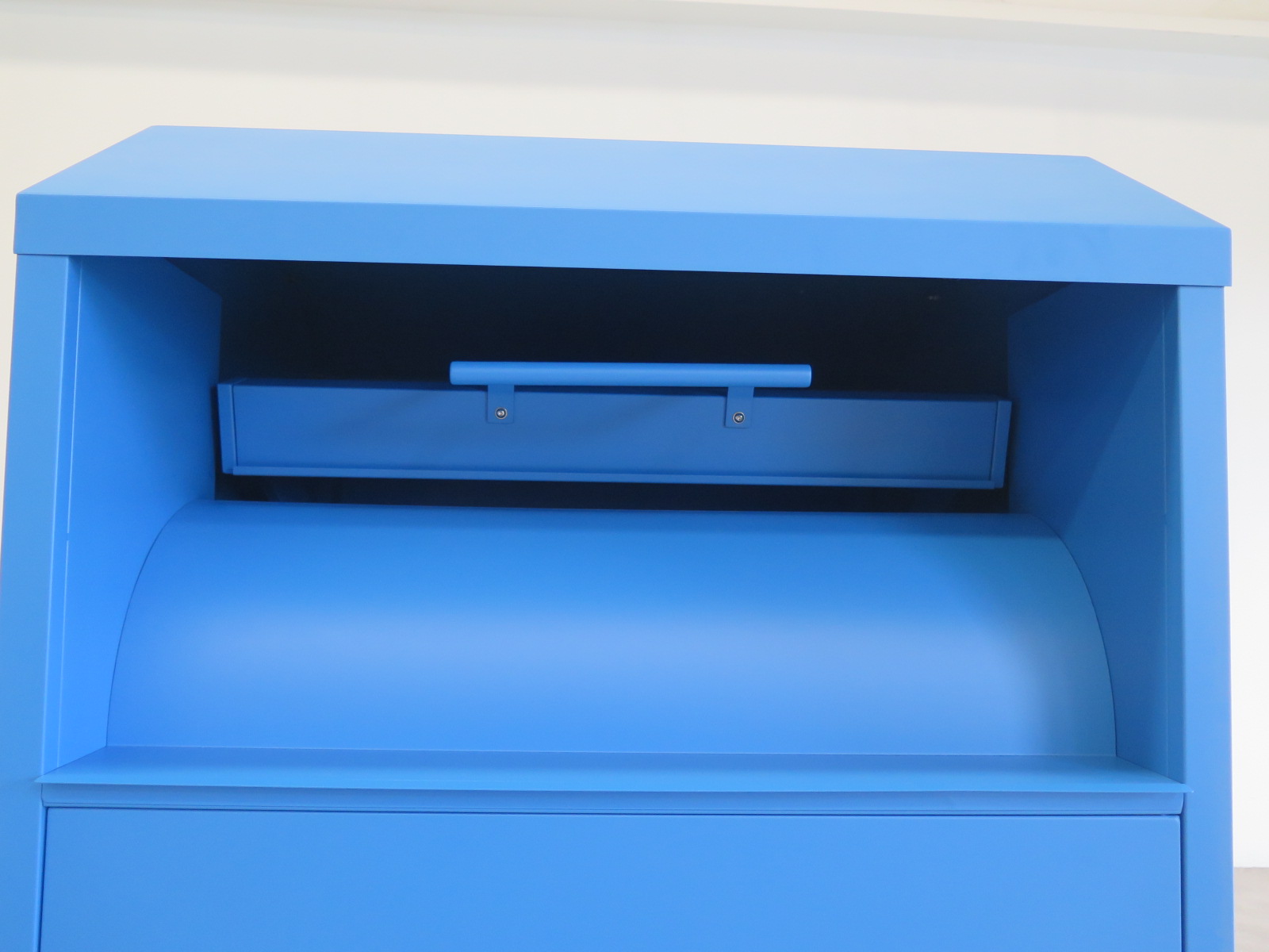 HBS220207 clothing donation bin (12)