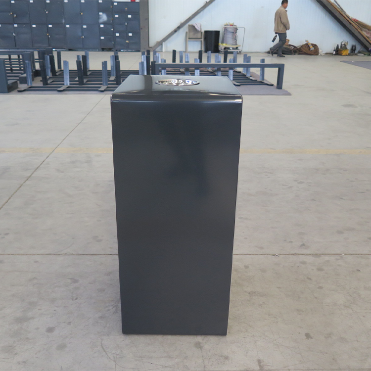 HBS256  trash can (17)