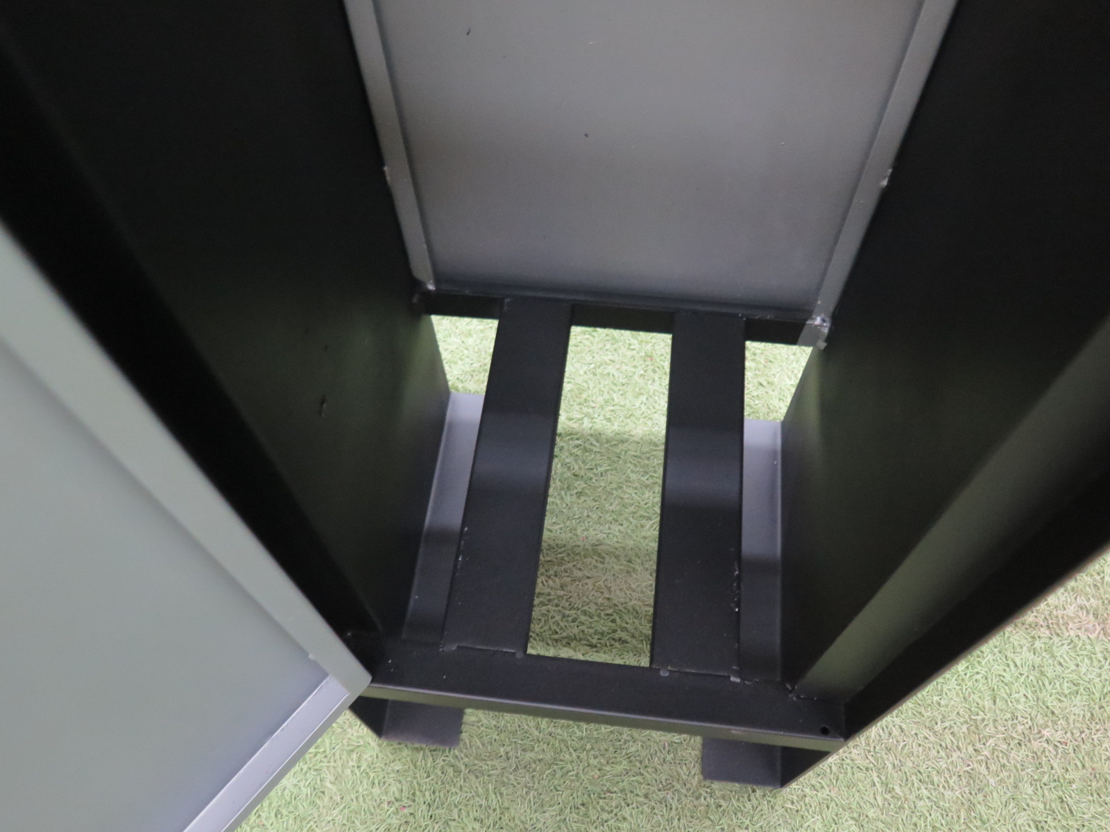 HBS260902 trash can (4)