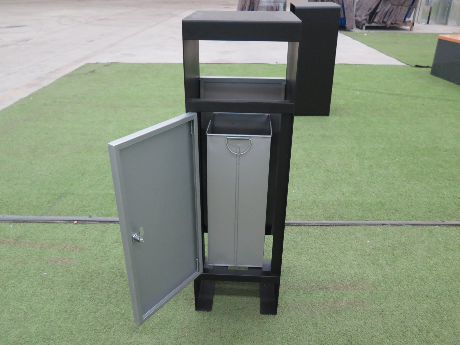 HBS260902 trash can (7)