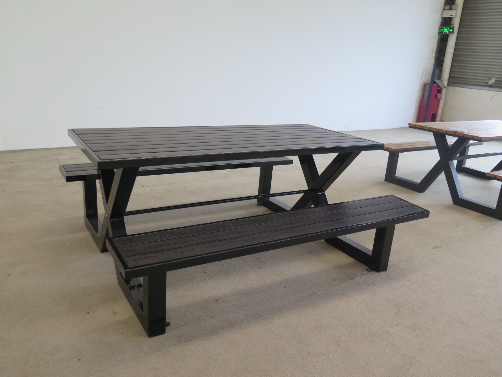 HPICW220903 picnic table  (9)