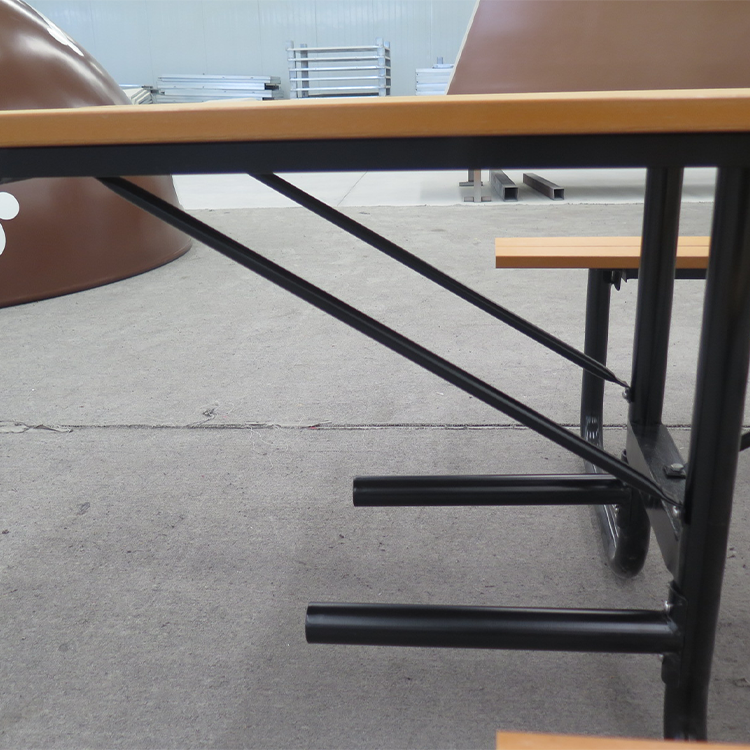 outdoor picnic  table 