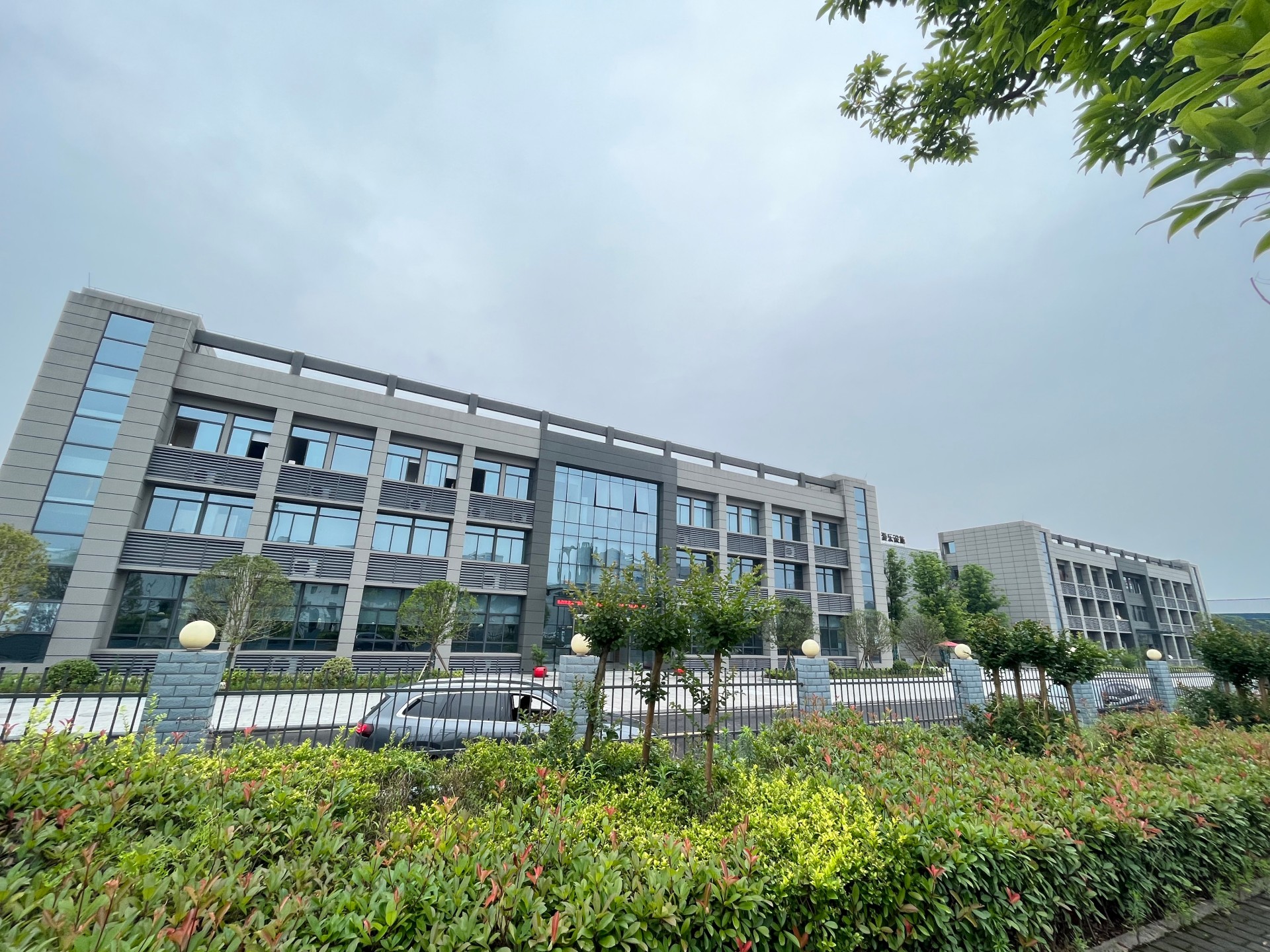 Outdoor furniture factory (11)