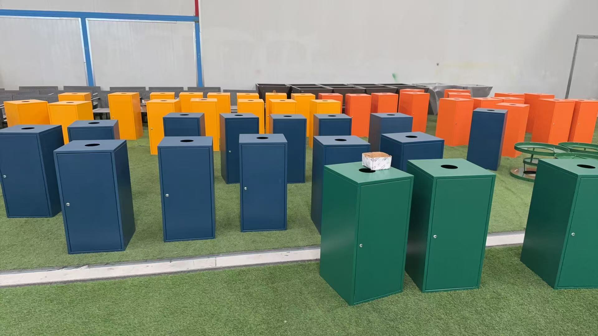 outdoor trash can