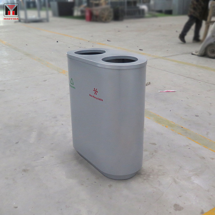 trash container (2)