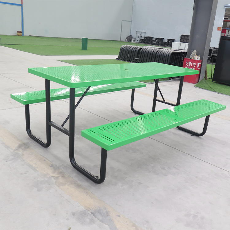 outdoor  picnic table 